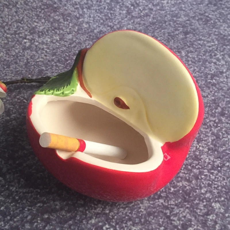 NEWYEARNEW Funny Ashtray Creative Ashtray Car Ornament Home Furnishing