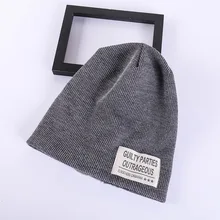 Брендовые модные зимние вязаные шапки для женщин и мужчин, простые хлопковые шапки s для мужчин, повседневная шерстяная одноцветная шапка, дизайнерская Осенняя теплая шапка, Новинка