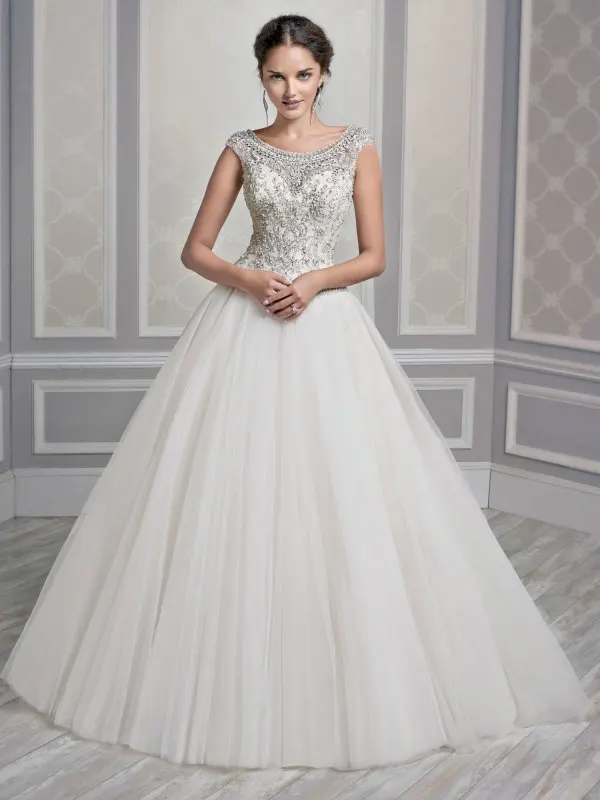 Victorian Style Wedding Dresses Ball Gown Flores Para Noivas Cap Sleeve