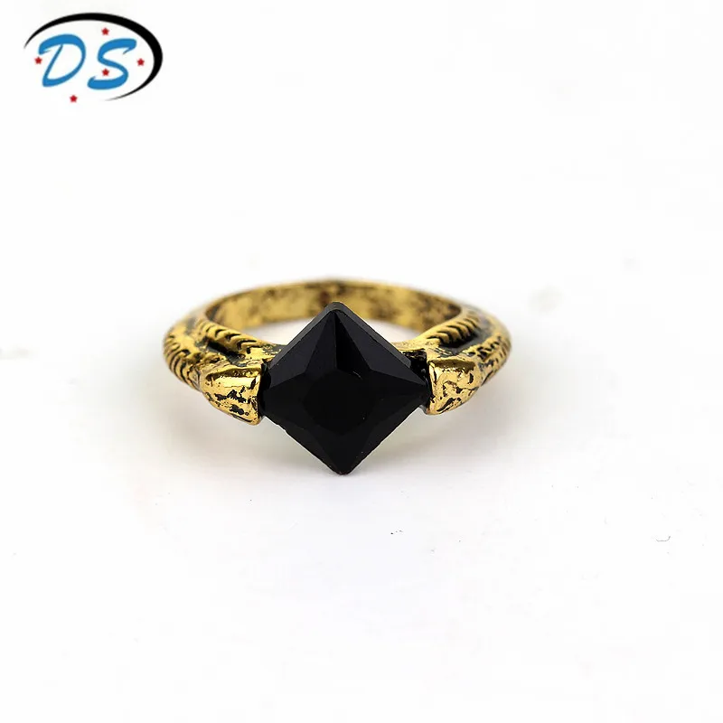 

30PC/pack Wholesale Rings for women men 2 COLOR Crystal Vintage Design Finger Rings Movie Figure Voldemort's Horcrux Ring