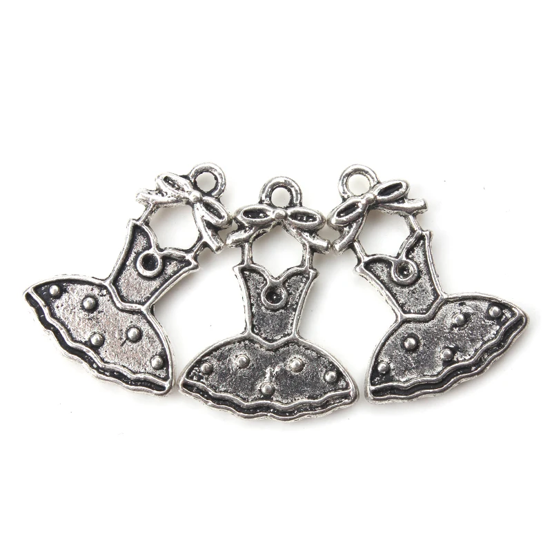 10pc/lot 20 x 16mm dress Charms Antique Silver Color Adorable charms