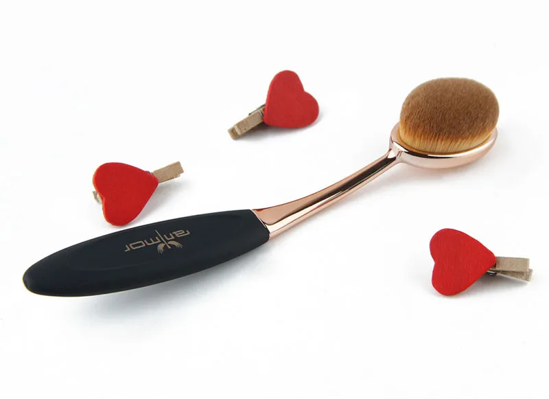 makeup brushes1