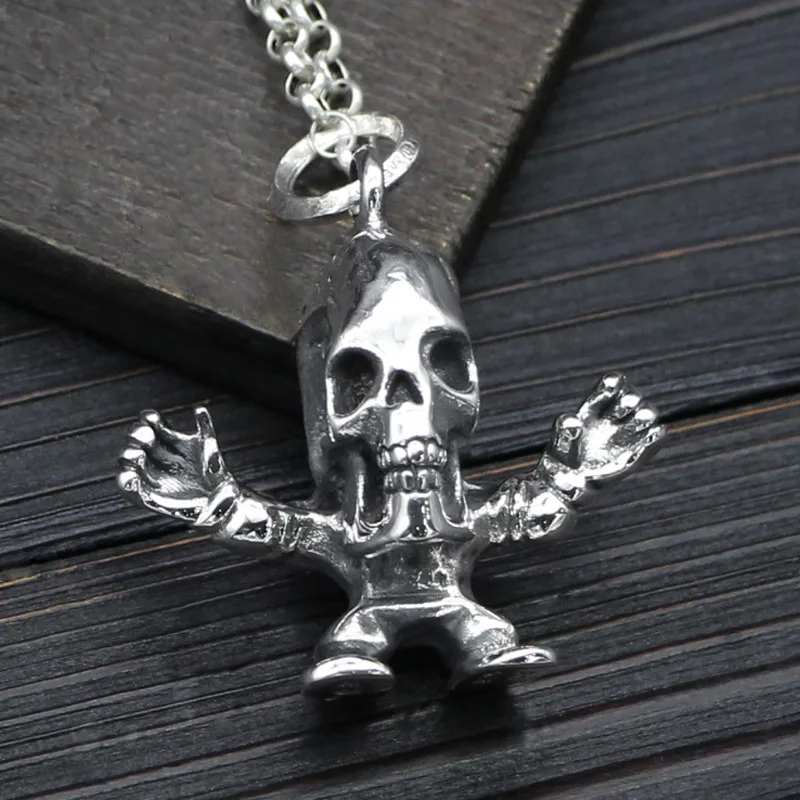 

jewelry Punk wind in Europe and the skull pendant Thai silver locket restoring ancient ways Domineering man personality