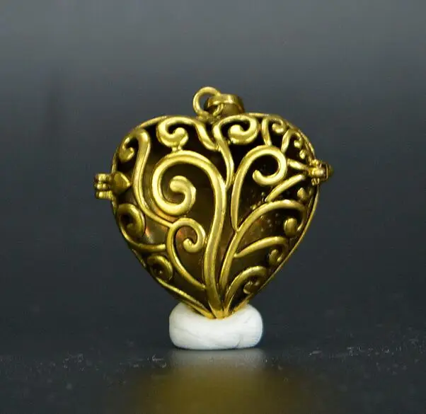 

Chinese Pure brass heart shape small pendant