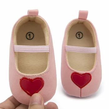 

Baby Girl Breathable Heart Pattern Anti-Slip Shoes Casual Sneakers Toddler Soft Soled First Walkers