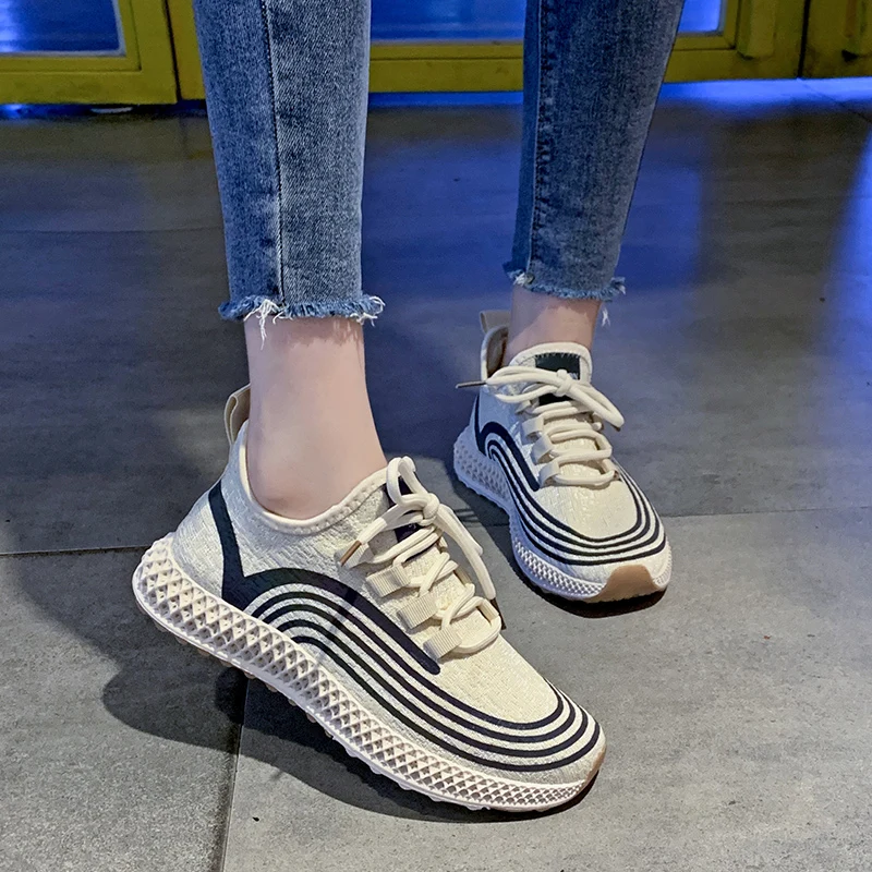 

YRRFUOT Casual Shoes For Women Solf Outdoor Flyknit Woman Sneaker Vulcanized Shoes Zapatillas Mujer 2019 Casual Shoes For Women