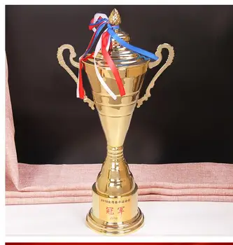 

A large number of wholesale metal trophy production customized plating metal crafts customized gifts World Cup