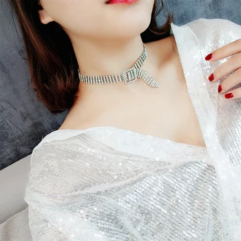 

Dominated 2019 New Fashionable Square Crystal Short Necklace Exaggerates Simplicity Women Necklace