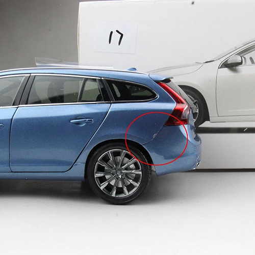Неисправная модель 1/18 Volvo XC90 XC60 S90 XC40 XC CLASSIC V60 V40 модель автомобиля литая под давлением Модель автомобиля игрушки детские подарки для мальчиков девочек - Цвет: No.17 V60