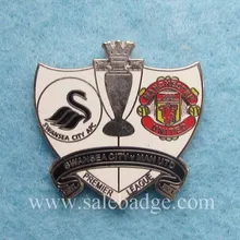 Изготовленный на заказ; футбольной тематики эмалированные шпильки европейский значок никелированный