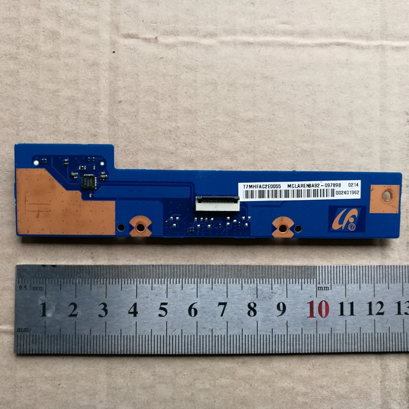 

New laptop Touchpad button board for Samsung NP550P7C 550P7C 17.3"