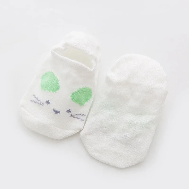 white cat Новые короткие носки для малышей с героями мультфильмов хлопковые носки для новорожденных мальчиков и девочек с резиновой подошвой, нескользящие носки для малышей, носки-тапочки для младенцев, Sokken - Цвет: white cat