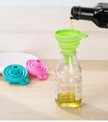 

Kitchen Home Mini Folding Telescopic Long Neck Funnel Creative Household Liquid Dispensing Mini Funnel Kitchen Tools M04