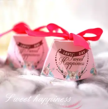 

100Pcs Pink "Sweet Happiness" Diamond Style Wedding Favors Candy Box Chocolate Boxes Bomboniera Party Return Present Gift Box