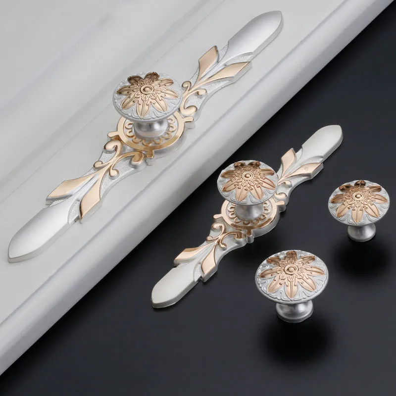 

1pc European cabinet pulls knob gold and silver flower furniture door handle Kitchen Cupboard handles hardware accessories