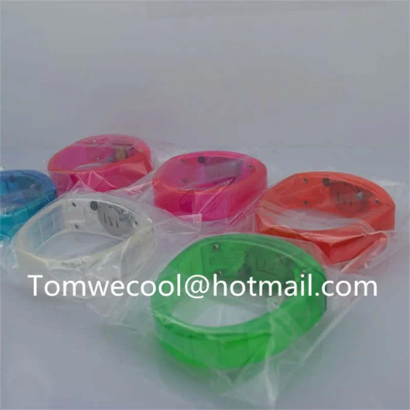LED bracelet 010