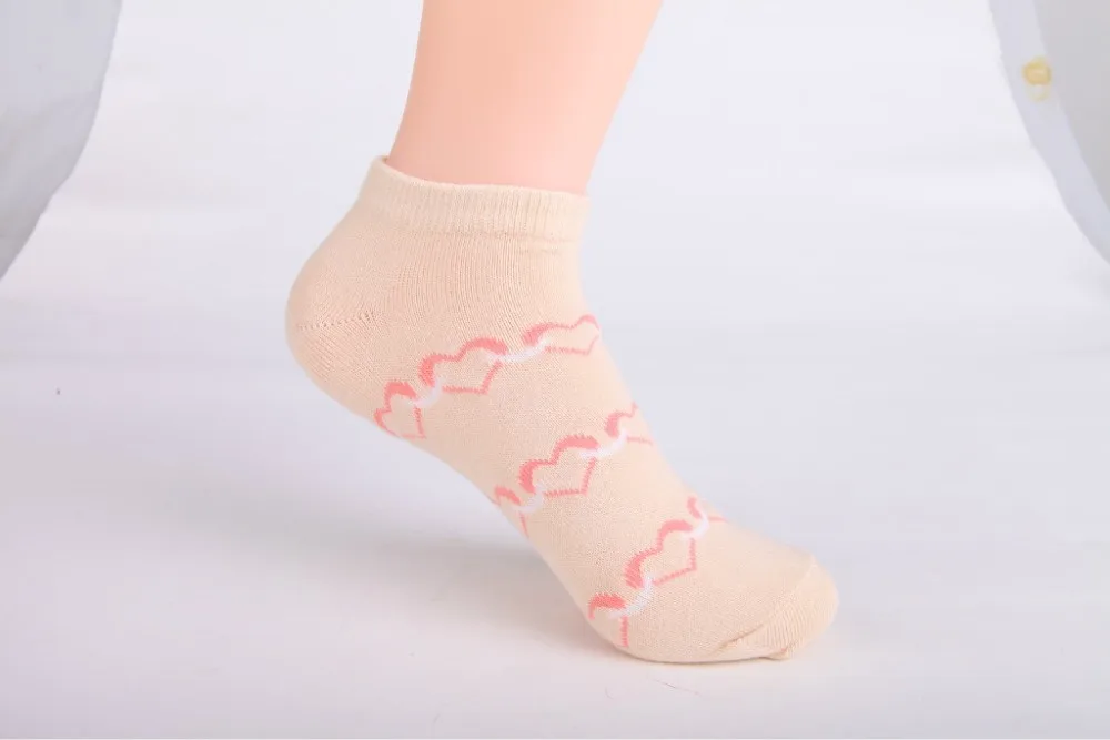 12 пар/лот хорошее качество хлопок Для женщин модные Носки для девочек яркие цвета носки женские носки Для женщин; короткие