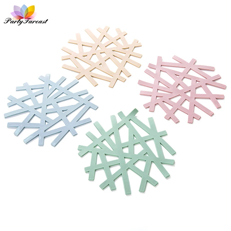 

PF Silicone Mat Irregular Coasters Insulation Placemat Solid Color Table Mat for Home and Kitchen Accessories Kitchen Good V0228