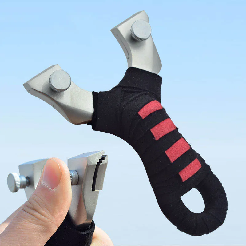 

Hunting Slingshot Catapult Stainless Steel Belt Rubber Band Outdoor Shooting Slingshot Dinner