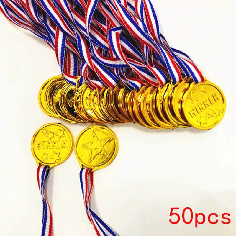 50 قطعة الاطفال الأطفال الذهب البلاستيك الفائزين ميداليات الرياضة اليوم حقيبة حفلات جوائز جائزة اللعب للأطفال حزب متعة
