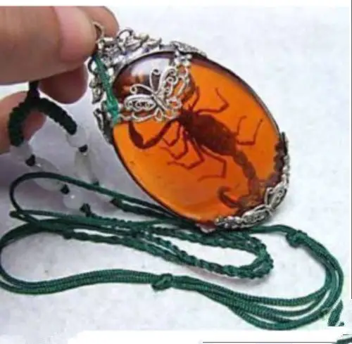 

FREE SHIPPING>>>@@ Wholesale price 16new ^^^^Rare Tibet Silver Scorpion Beeswax necklace pendant