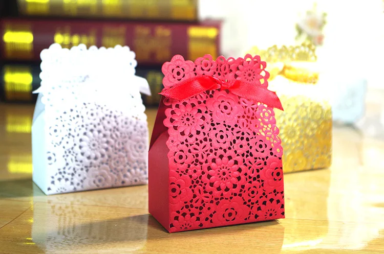 

2016 Red White Gold Laser Cut Wedding Candy Box 100pcs Wedding Gift Decoration Birthday Party Favor Chocolate Boxes For Guests