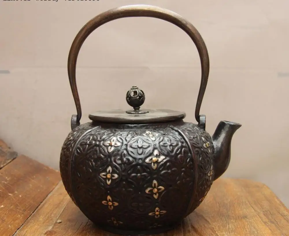 

Jepanese Iron Silver Gilt Cruciate Flower Lantern Water Bottle TeaPot Teakettle