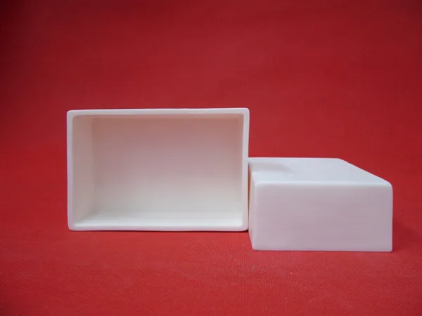 

99.3% alumina crucible /150*20*20mm/ Rectangular corundum crucible / Al2O3 ceramic crucible / Sintered crucible