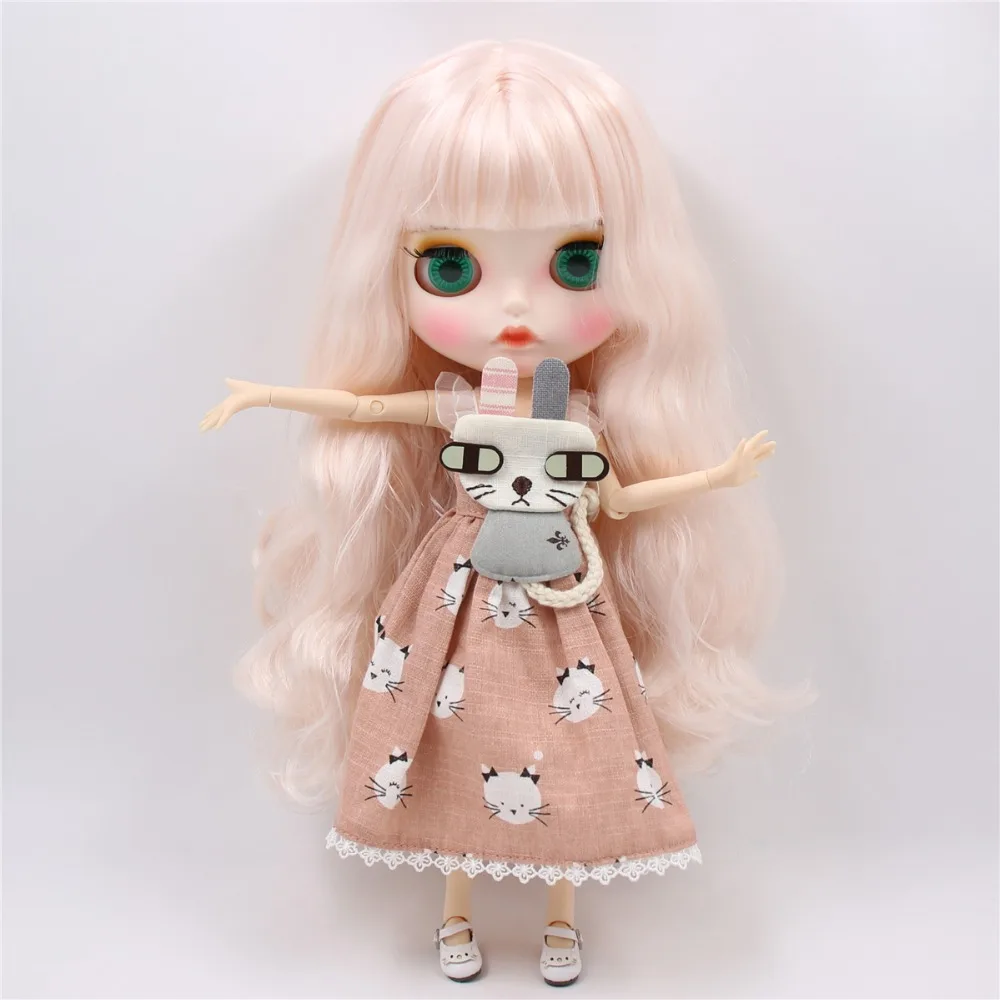 Betty - Premie Custom Neo Blythe Pop met roze haar, witte huid en mat pruilend gezicht 3