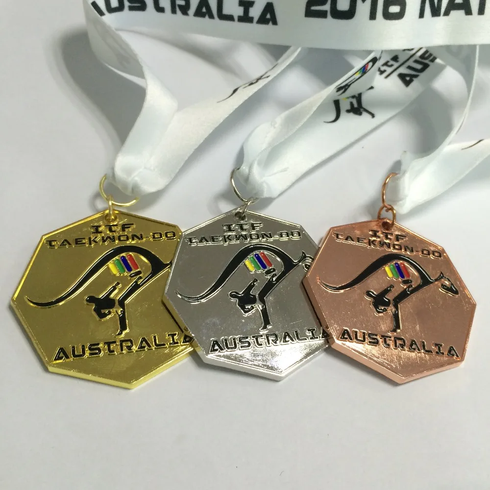 

customized finisher medal with medal lanyard--57.2mm diameter--200pcs