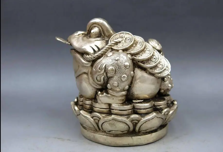 

China Silver Feng Shui Wealth Money golden toad bufonid a lotus blossom Statue