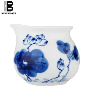 

200ml Jingdezhen Vintage Lotus Painted Blue and White Porcelain Fair Cup Tea Cup Puer Coffee Water Cylinder Milk Cup Drinkware