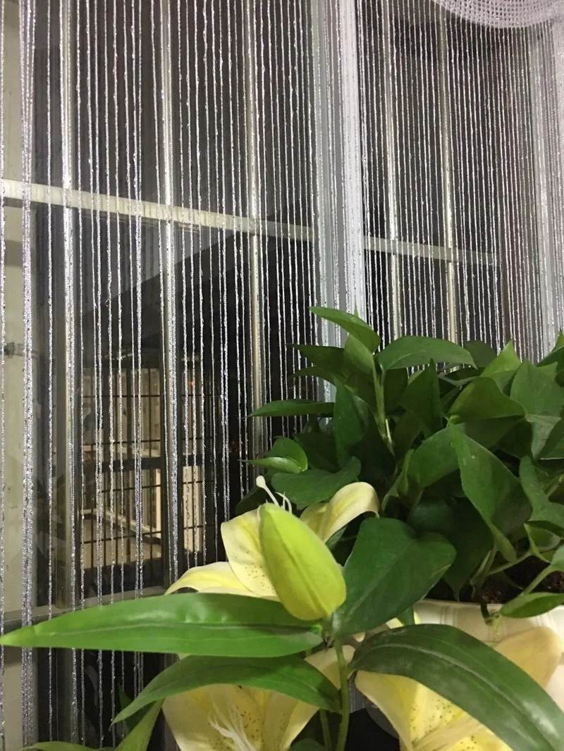 curtain1