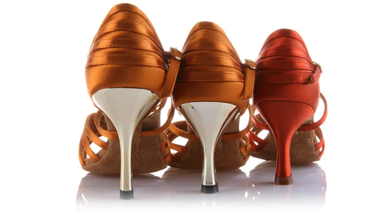 20161106_113233_023Sports shoes women Dance shoes Christmas Gift  Latin dance shoes women Ballroom Shoe Gold heel High-grade diamond Satian  BD2311