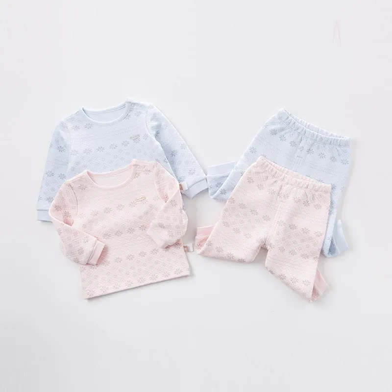 DB6039 dave bella/осенняя одежда для сна для малышей; пижамы с принтом снежинки для малышей; одежда для сна; комплект пижам для детей