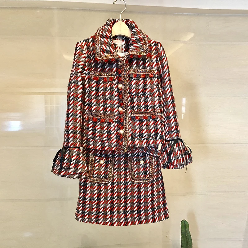 

Winter 2019 European sweet wind horn sleeve tweed coat + wool skirt outfit short coat ruffles suitable jacket