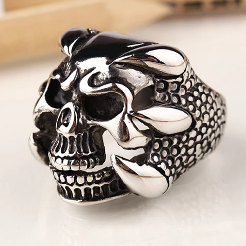 sylvester stallone ring expendables