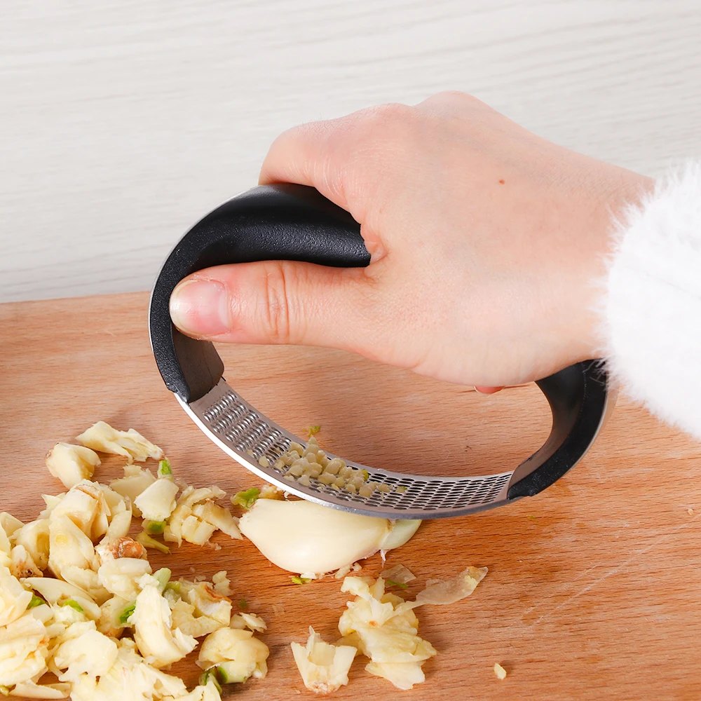 

304 Stainless Steel Garlic Press Ginger Juice Minced Garlic Mashed Vegetable Tools Garlic Crusher Kitchen Accessories