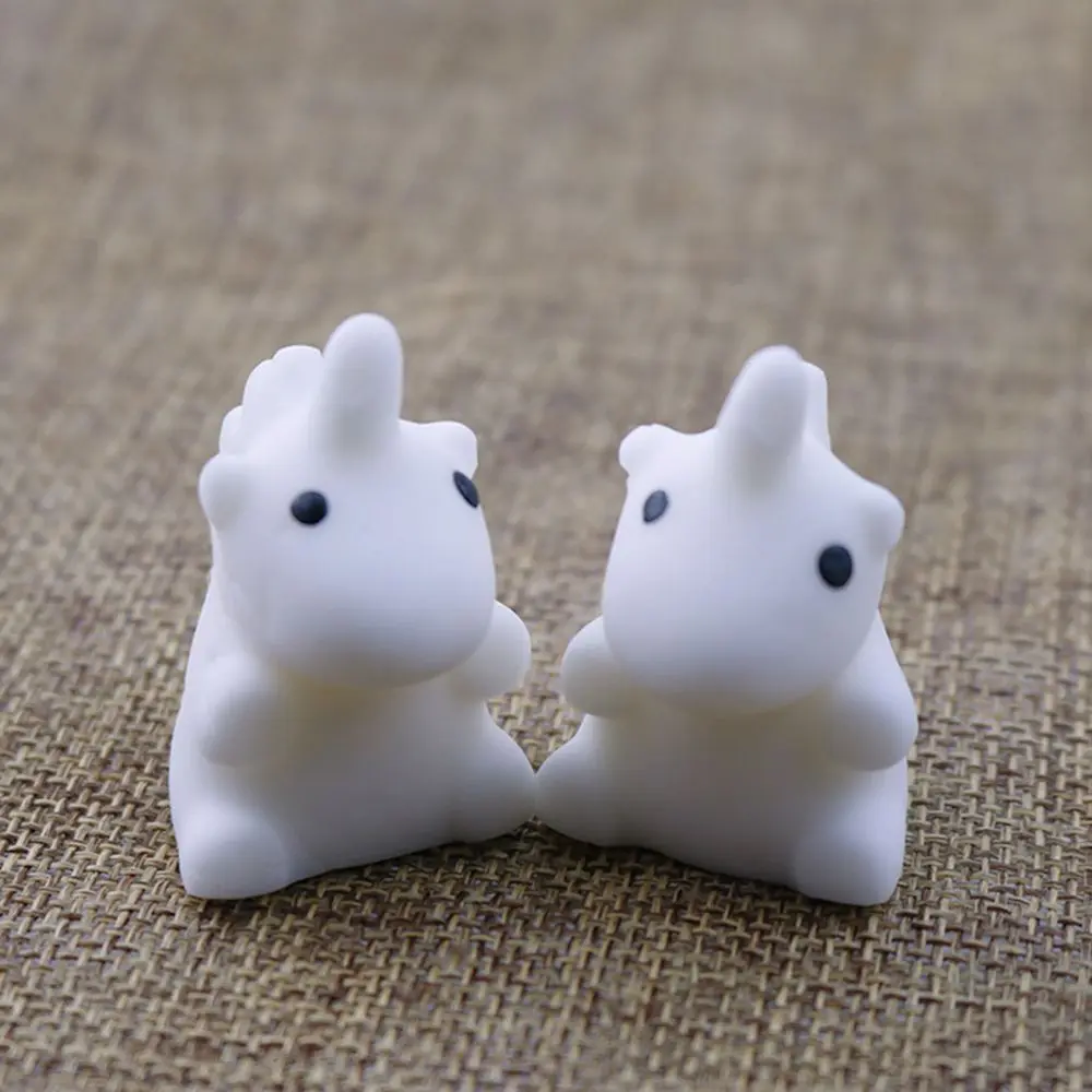 Novelty-Mini-Soft-Cute-Unicorn-Shape-Squishy-Squeeze-Healing-Toy-Kids-Toy-Decor-Lovely-Slow-Rising (3)