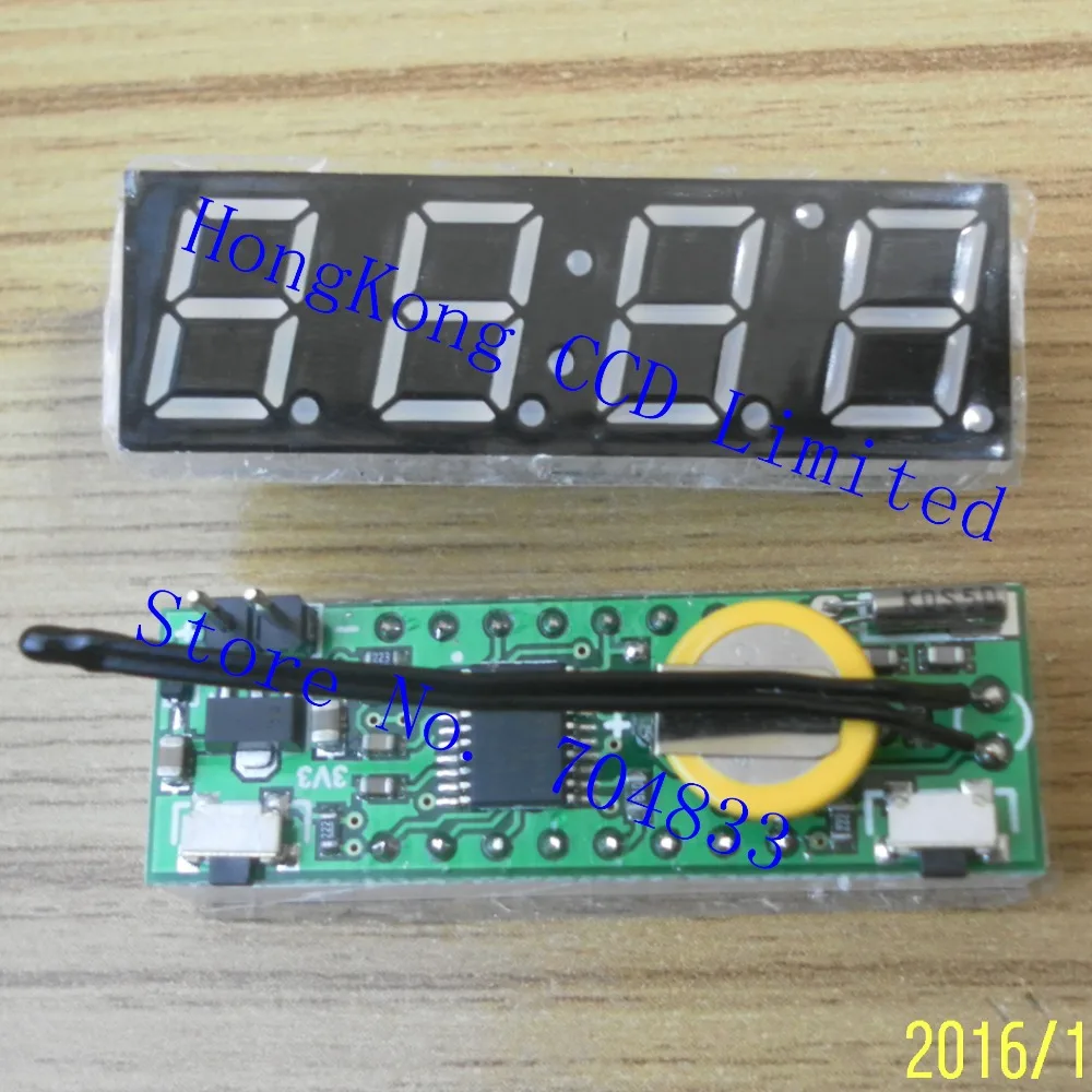 

SCM digital electronic clock electronic table time + temperature + voltage triple electronic form