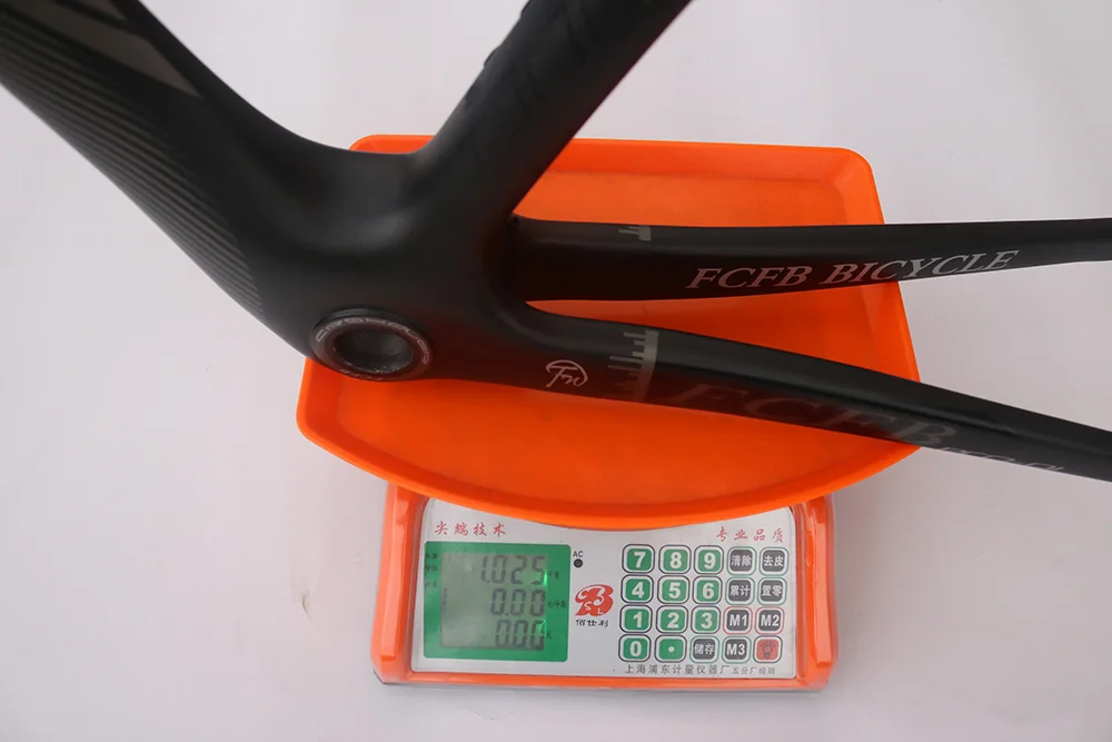 Flash Deal 2017 FCFB carbon road bike Pro01 road carbon frame 49/52/54/56cm matt BSA bicicleta road bike frame with carbon handlebar 2 Flash Deal 2017 FCFB carbon road bike Pro01 road carbon frame 49/52/54/56cm matt BSA bicicleta road bike frame with carbon handlebar 2