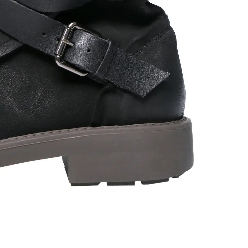 QUTAA/ г., ботинки до середины икры женская обувь из натуральной кожи на низком каблуке модные мотоботы с боковой молнией, украшенные пряжкой Size34-39