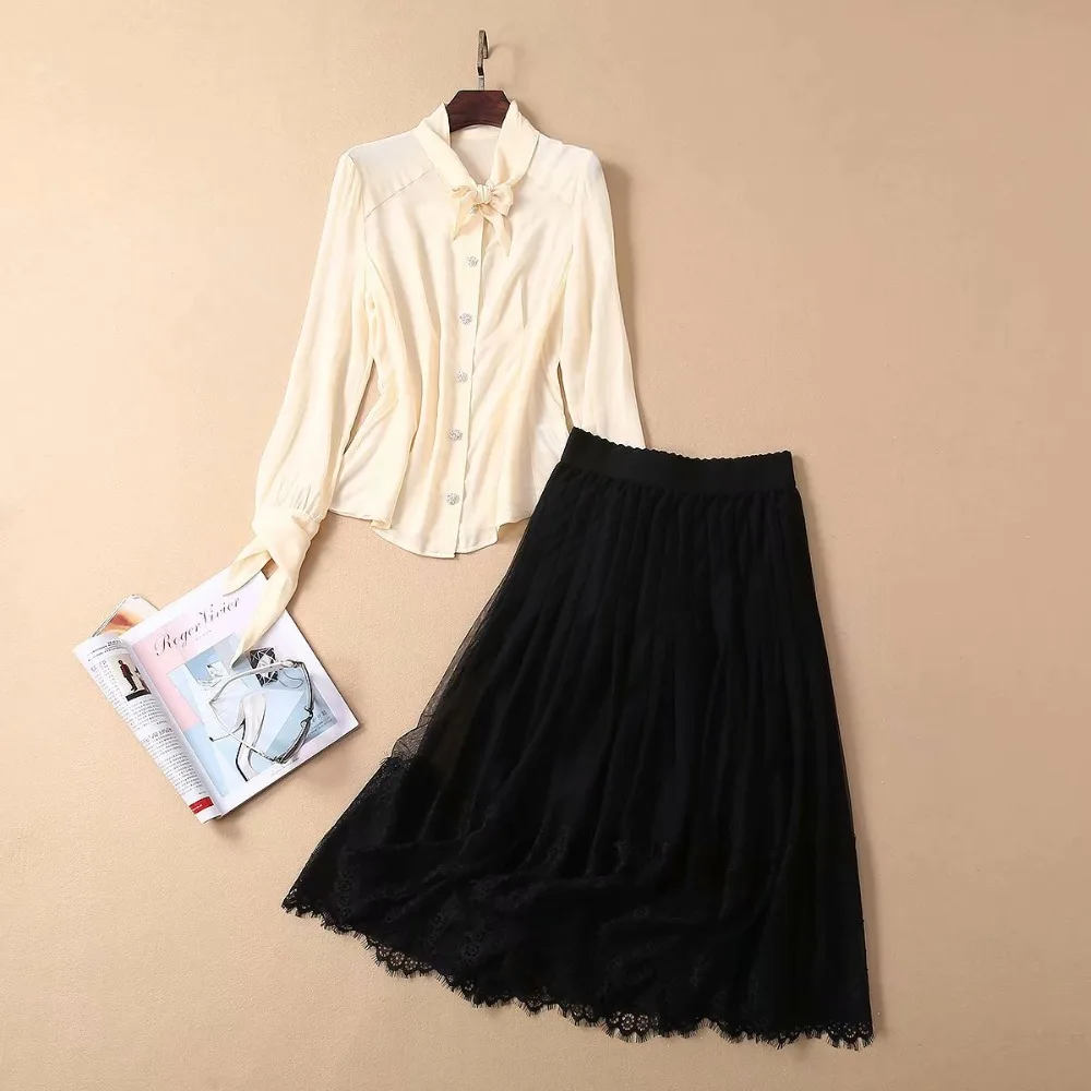 

Fashion Designer Two Piece Top Skirt Set 2019 New Summer Women Bow Collar Diamond Long Sleeves Blouse Midi Tulle Skirt Suit Sets