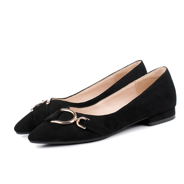 Женские туфли на низком каблуке с острым носком в студенческом стиле без шнуровки из флока с металлическими украшениями новые сексуальные модные повседневные Черные размеры 34-43 - Цвет: black