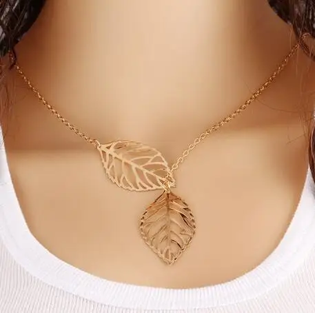 

Hot Retro Gold Color Hollow Metal Necklace Earrings Sets 2019 Atmosphere Crystal Statement Jewelry Set For Women Party Jewelry