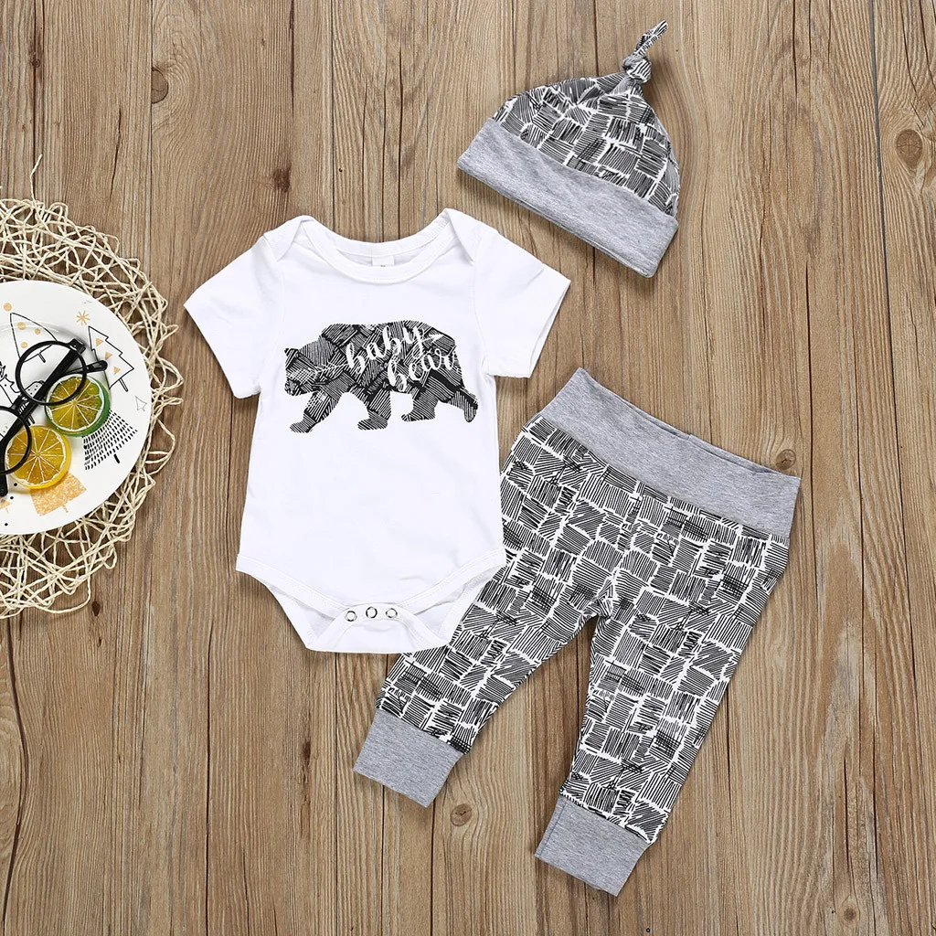 Комплекты одежды для маленьких мальчиков Одежда для новорожденных комбинезон с рисунком медведя и надписью+ штаны+ шапка, комплект из 3 предметов, топ, Прямая поставка - Цвет: A
