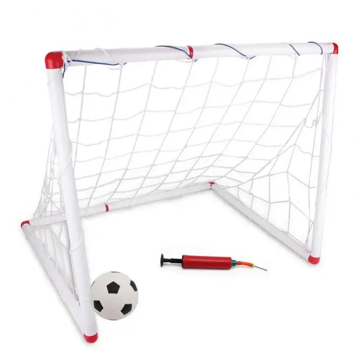 Jogo de futebol ao ar livre esporte