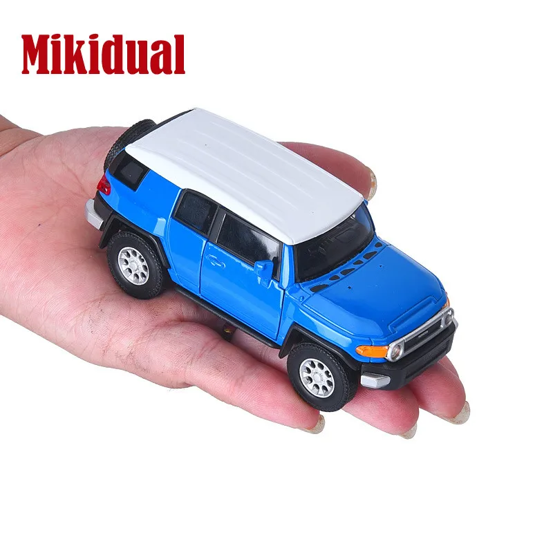 1:36 Alloy Diecast Simulation Cars Model Kids Toys for Children macan Toyota FJ Birthday Gift in box |