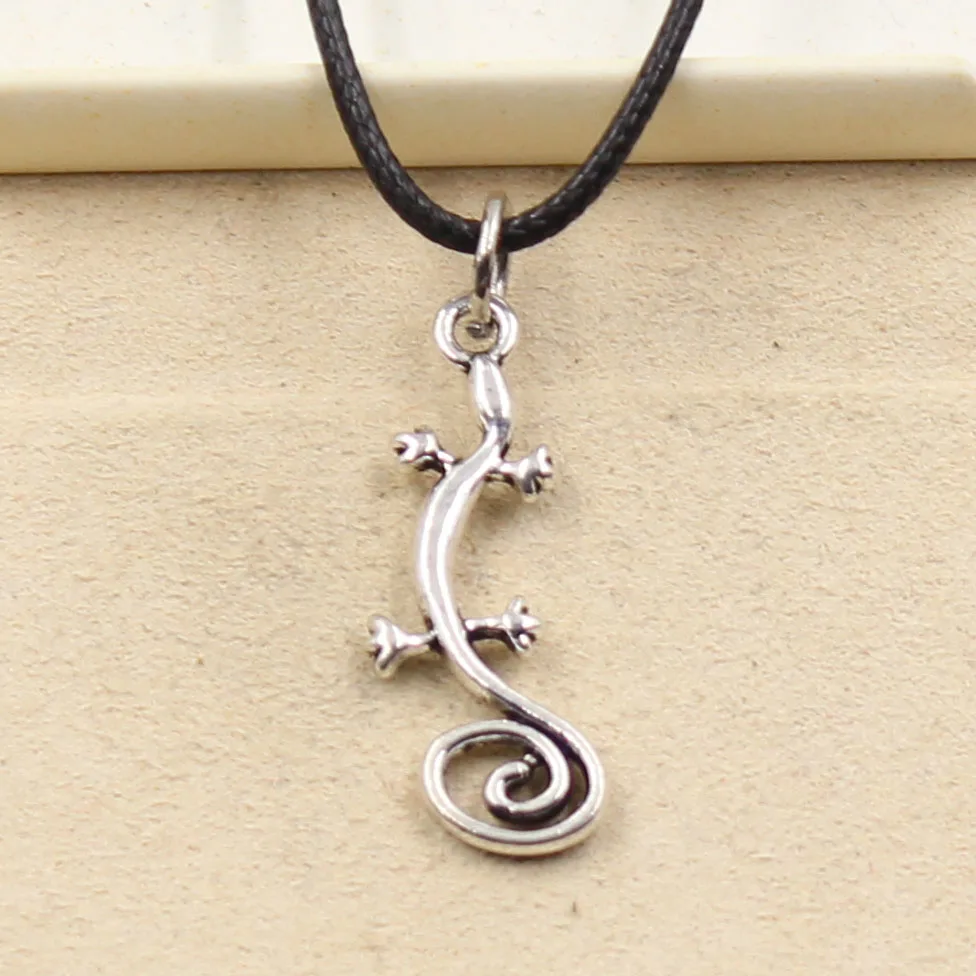 

New Fashion Tibetan Silver Pendant house lizard Necklace Choker Charm Black Leather Cord Factory Price Handmade jewelry