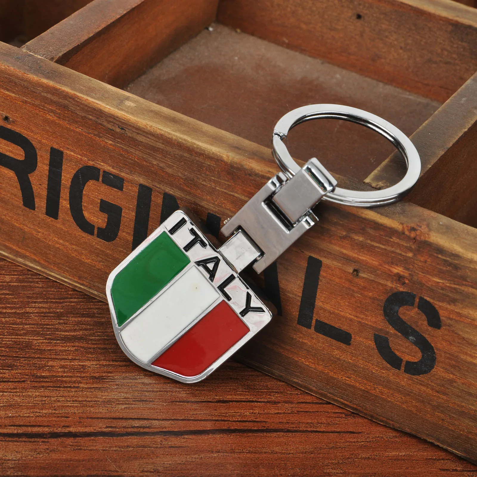 Mayitr 1pc Car Metal Italy Italian Flag Keychain Key Ring Keyfob